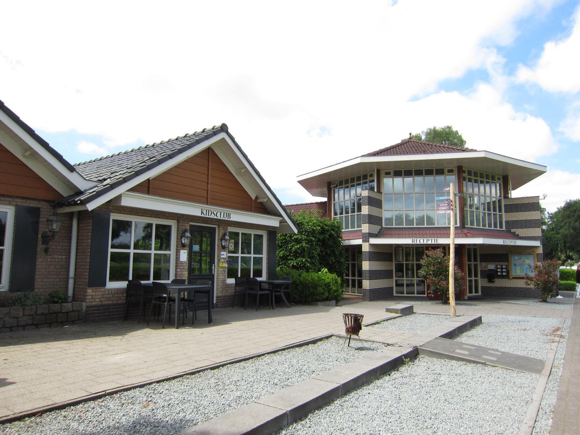 Hderh - Eco Lodge Op Vakantiepark De Ijsvogel, Zwembaden, Kids Fun, Natuur En Rust Voorthuizen Exterior photo